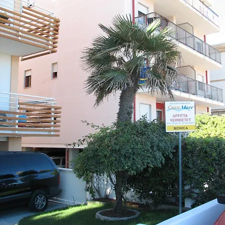 Apartment Monica *