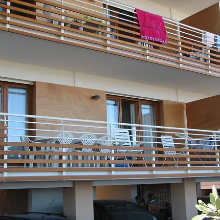 Monica Apartamento *